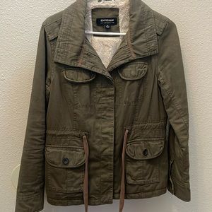 Army green button up jacket with cinch waist